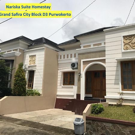 Nariska Suite Homestay Purwokerto Exterior photo
